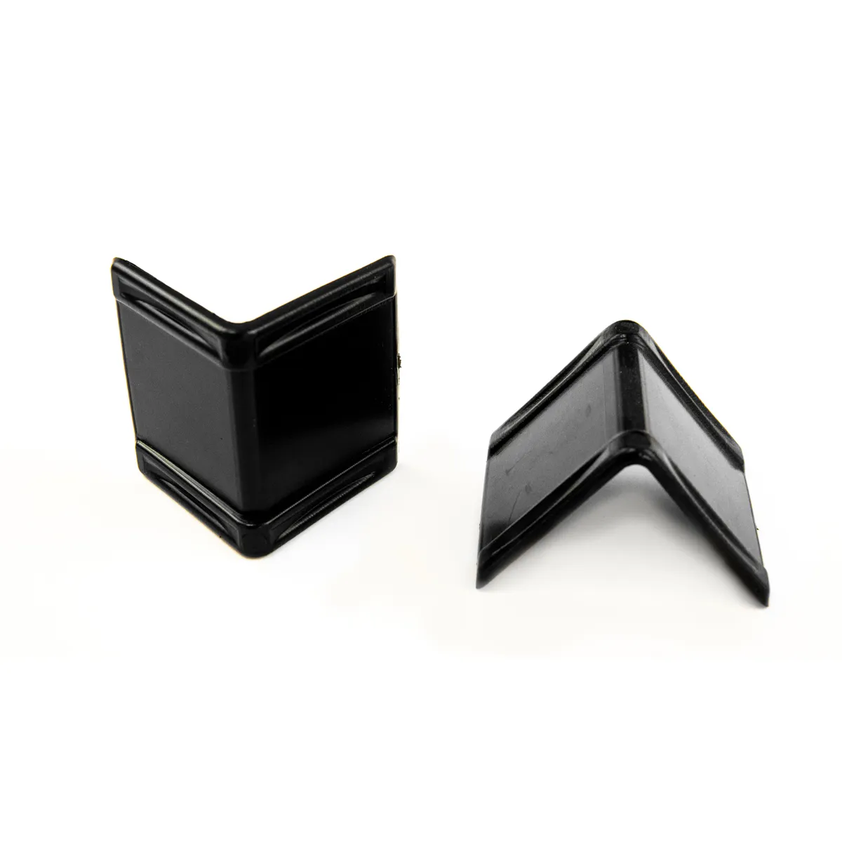 Poliesterio pakavimo juostų kampų apsauga (PVC-CORNER-3), 25–32 mm